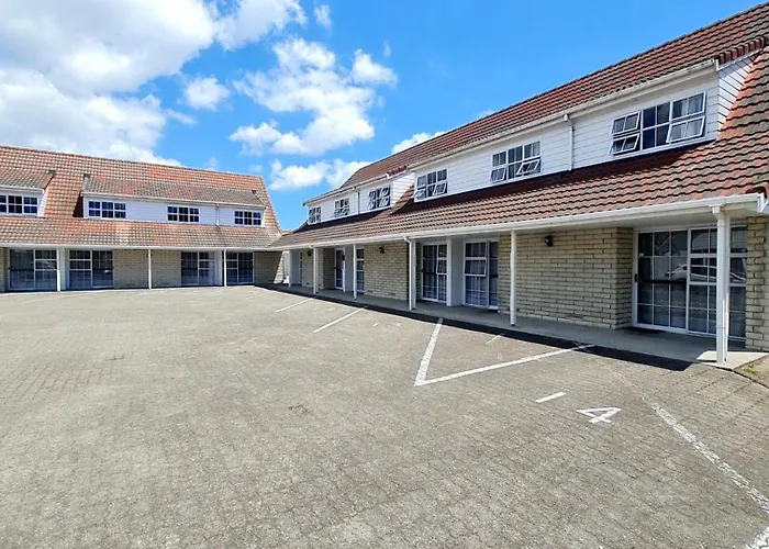 Midway Rotorua- Thermal Mineral Pool Motel